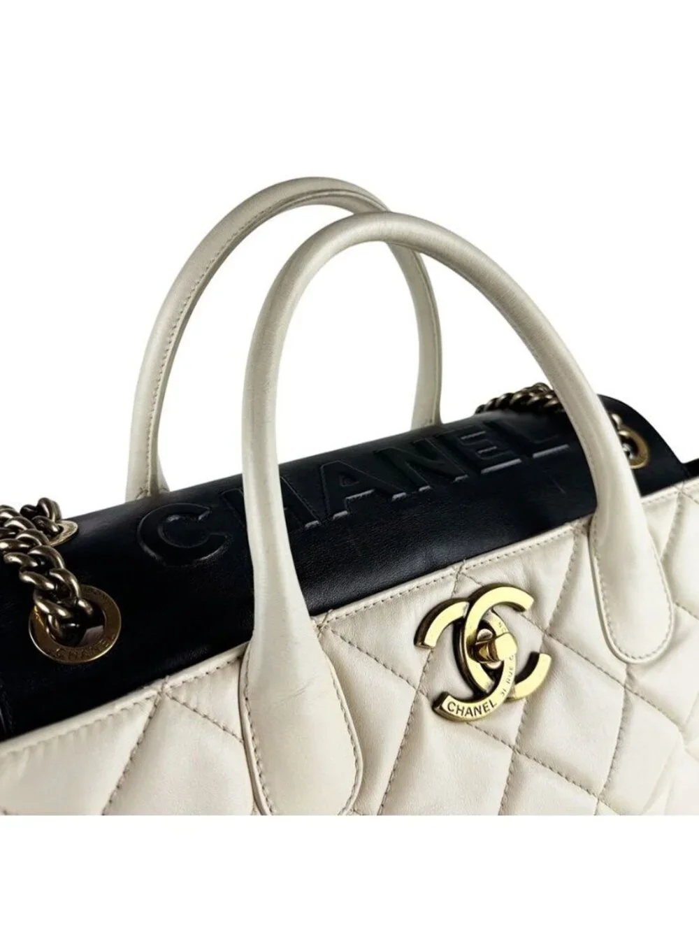 Chanel Shoulder Bag Portobello